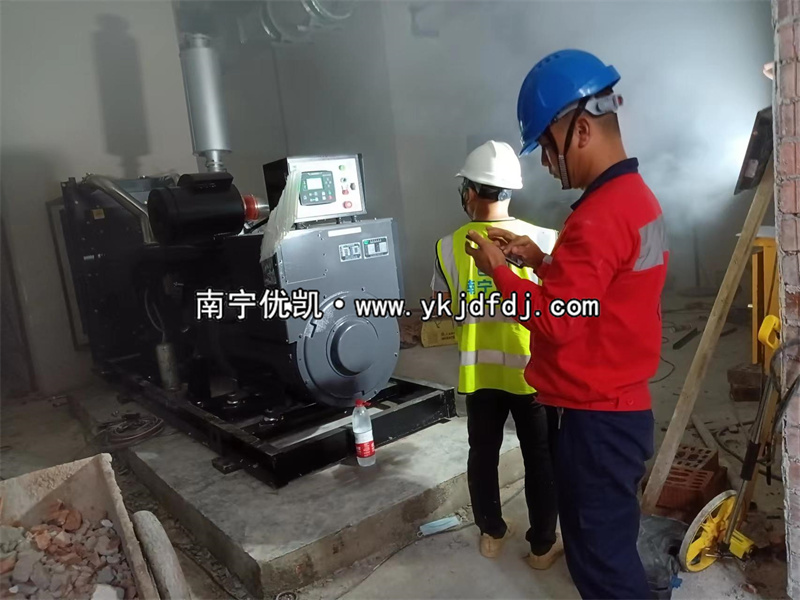 2022年6月15日，400KW上柴发电机组交付广西宾阳某工程队使用