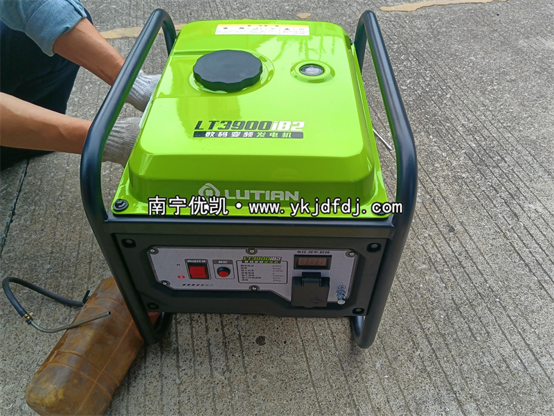 2024年11月4日，3kw汽油变频发电机试机发货南宁周边