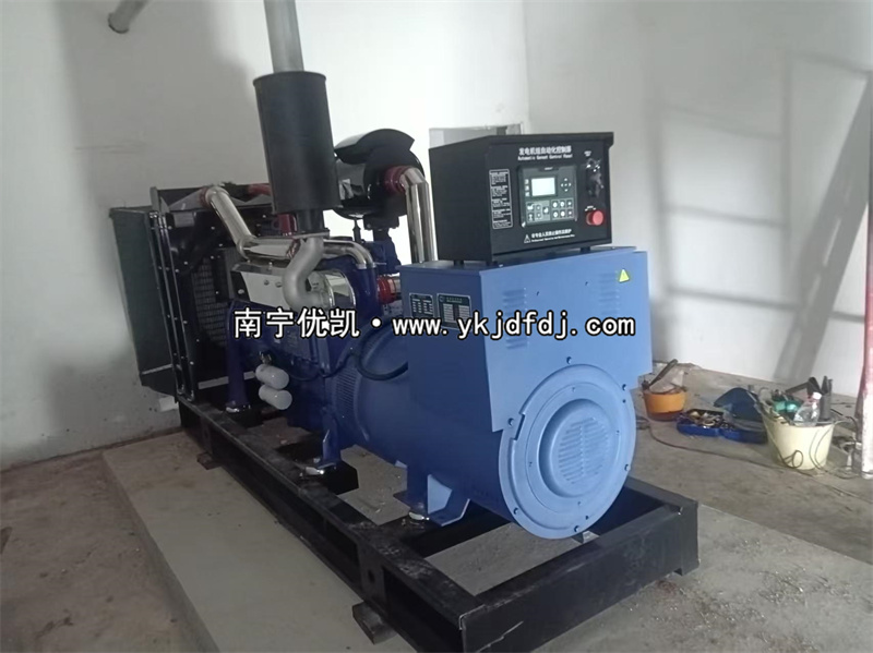 2025年10月30日，防城港项目300kw柴油发电机组安装完成并试机